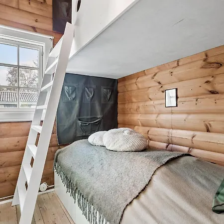 3 Bedroom Cozy In 펜션 Ulfborg