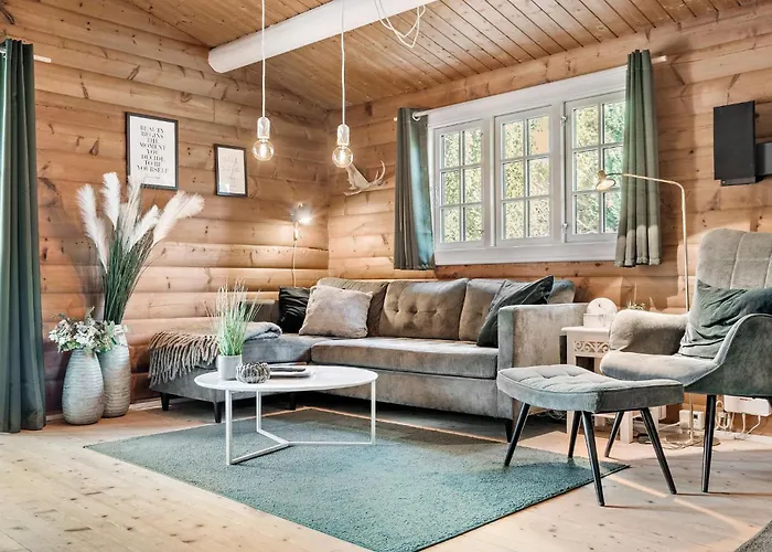 3 Bedroom Cozy In
