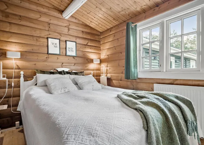 Vakantiehuis 3 Bedroom Cozy In *